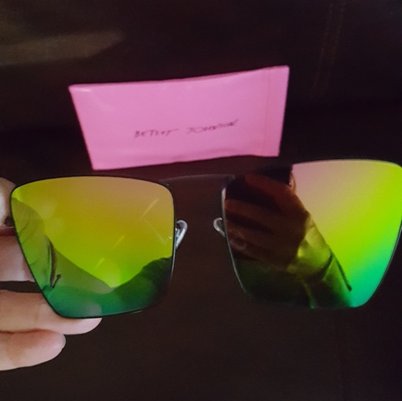 Betsey Johnson Accessories - Betsey Johnson Sunglasses Betsey Johnson Accessories - Betsey Johnson Sunglasses